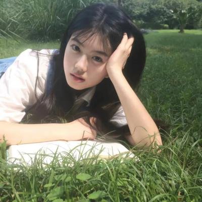 姹紫嫣红碧绿波
